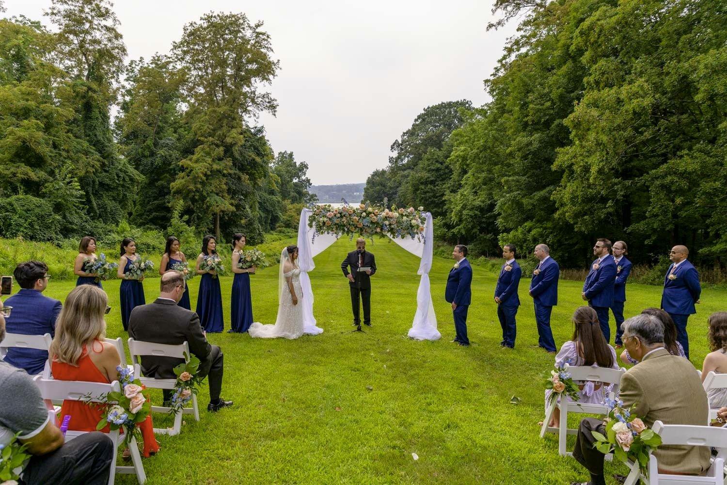 carousel-hero-element image-15