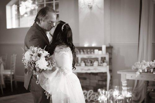 carousel-hero-element image-0