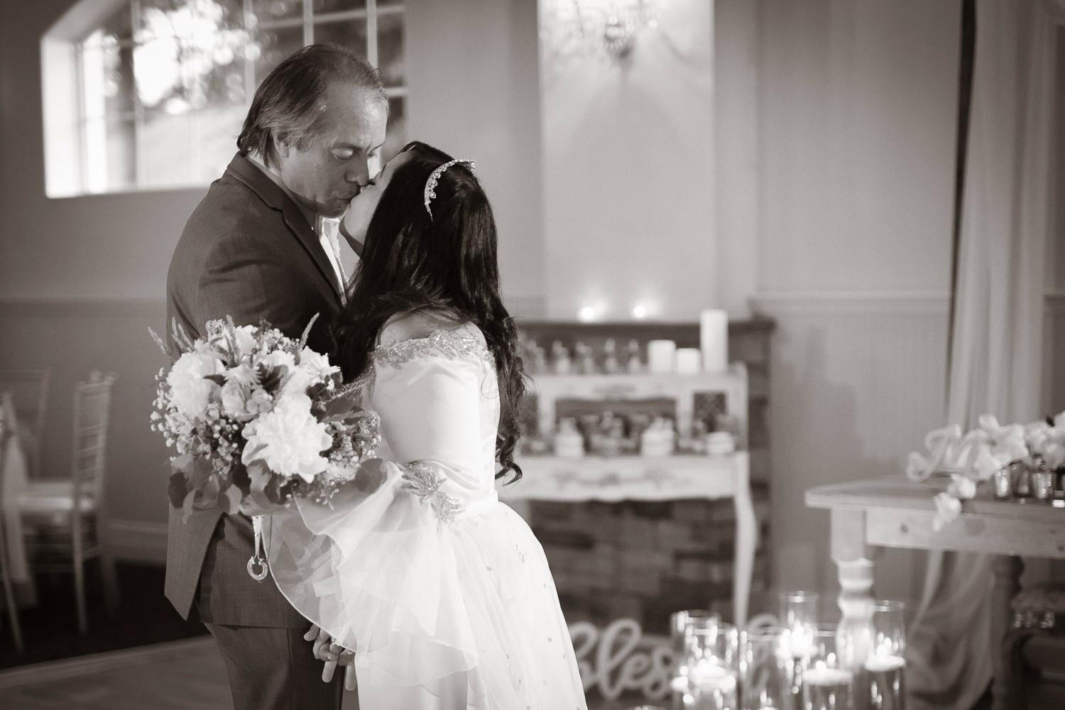 carousel-hero-element image-0