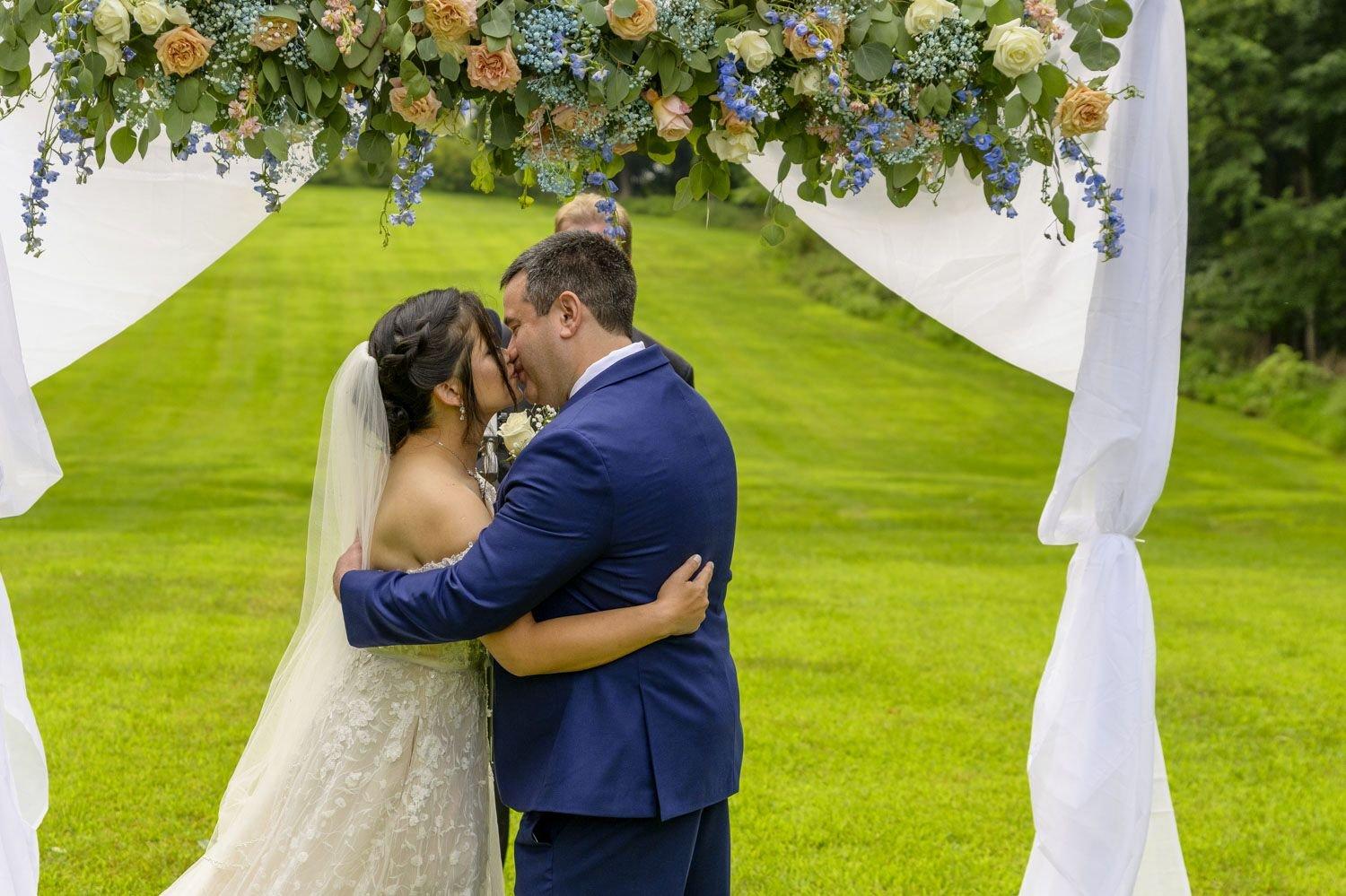 carousel-hero-element image-16