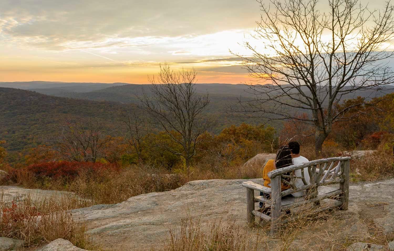 carousel-hero-element image-14
