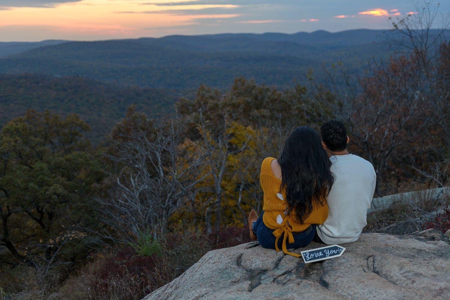 carousel-hero-element image-12